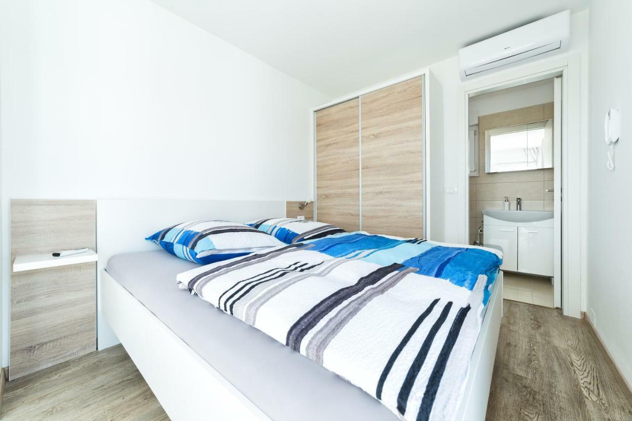 Kuca Buzov - Holiday House In Croatia Srima Dış mekan fotoğraf